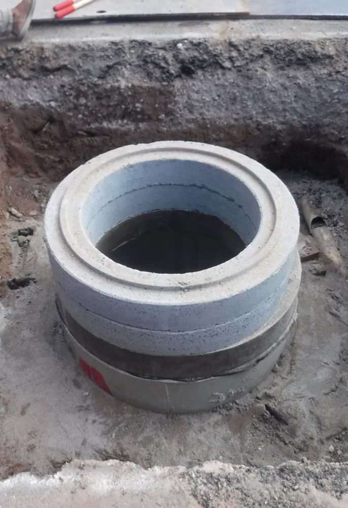 Buckeye polymer manhole rehabilitation